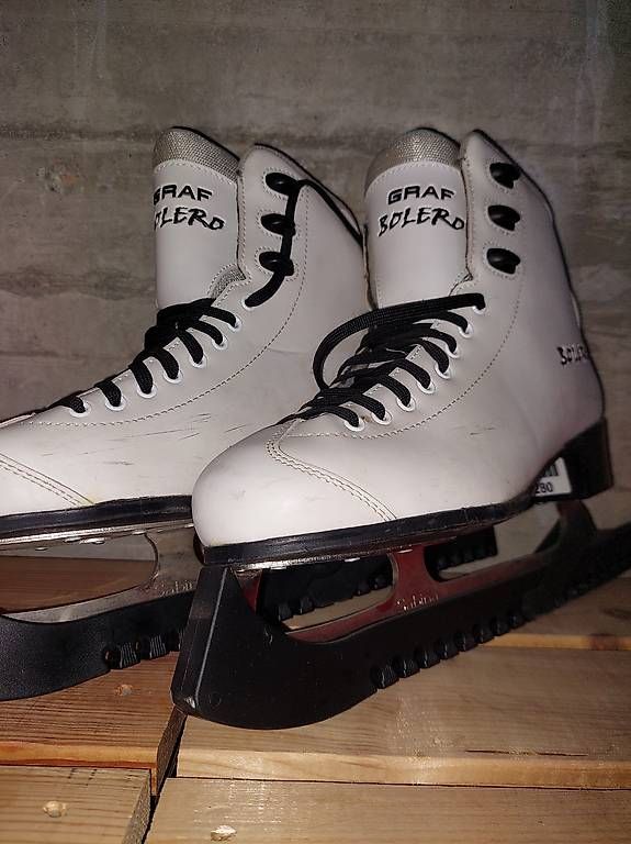 Schlittschuhe: Patins à glace – Gebraucht aus Tolochenaz von frl_zm2w 2