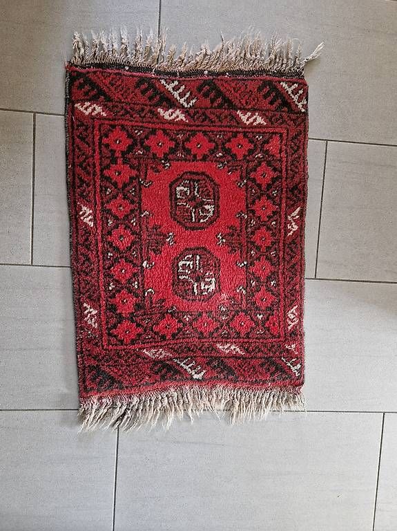 Tappeti: Kleiner Türteppich – Usato da Zürich venduto da Oem_14 2