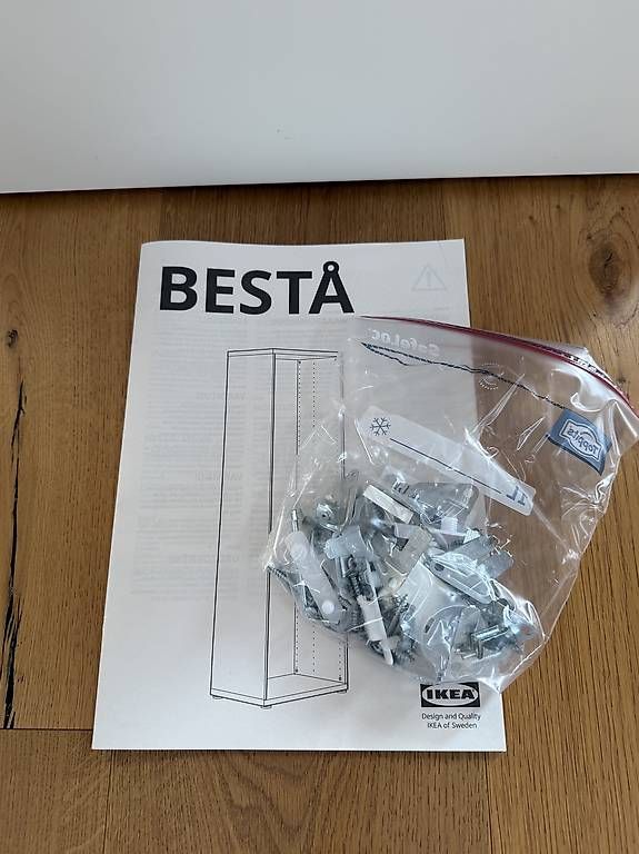 Ikea Vetrine: IKEA Besta (BESTÅ) Vitrine – Usato da Krauchthal venduto da Le_Sa 4