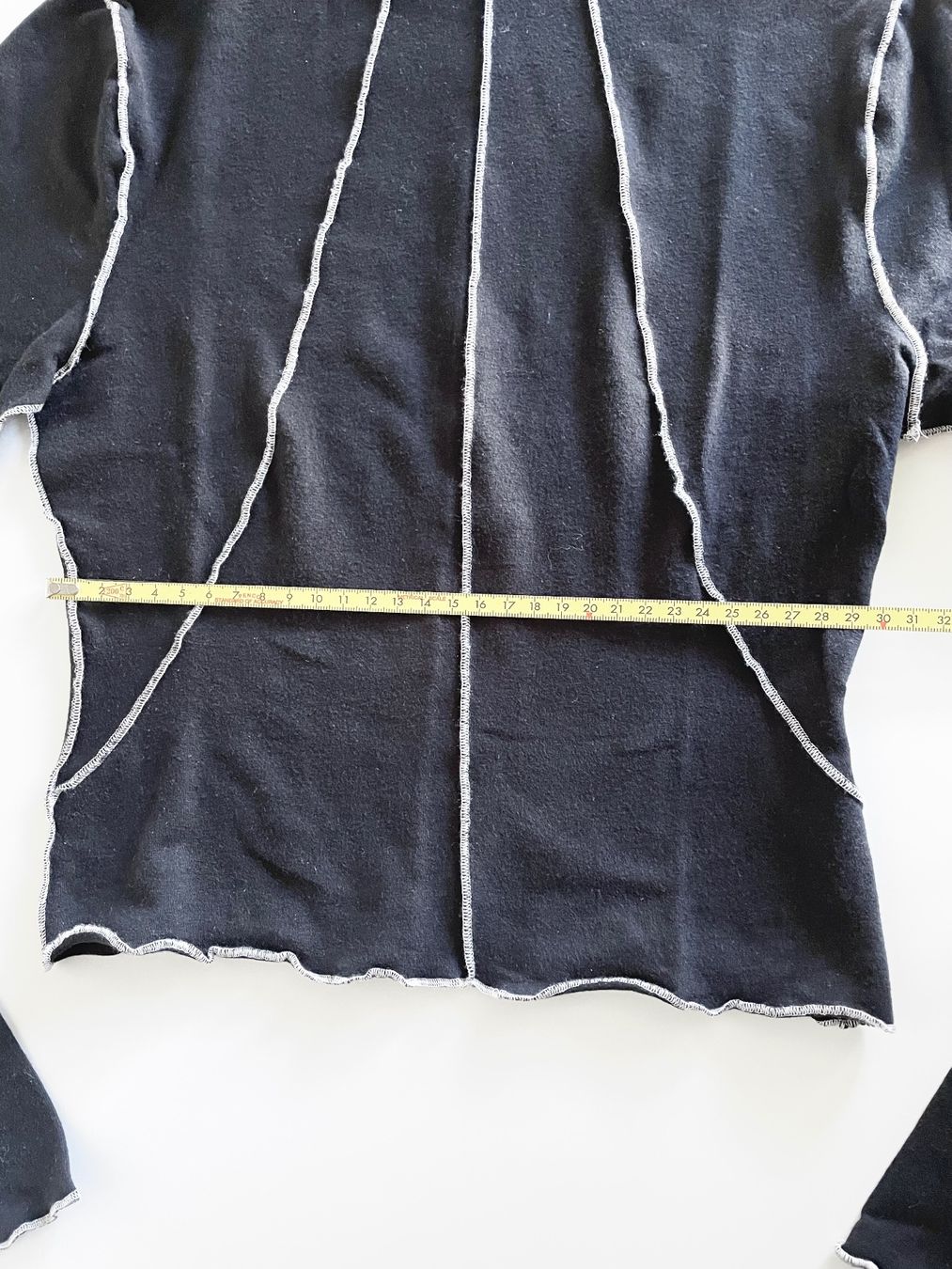 Tops: Good American crop top xs – Gebraucht aus Zürich von hol_bc6v 3
