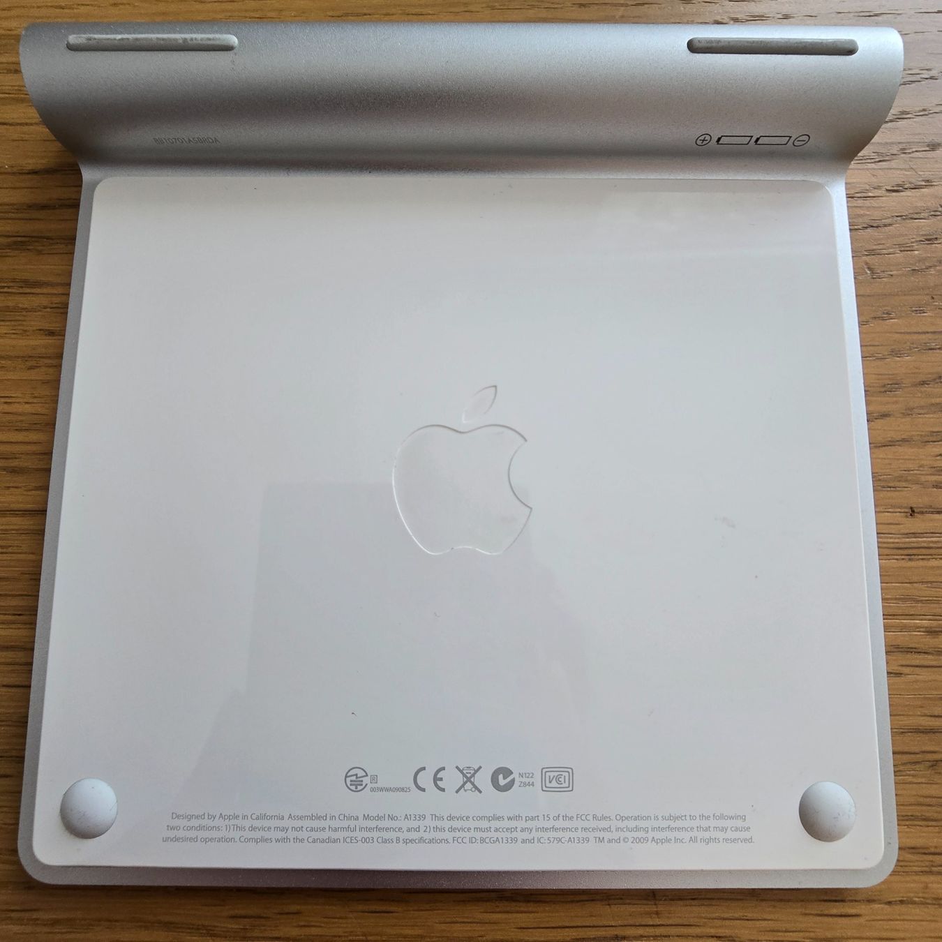 Apple Mouse: Apple Magic Trackpad A1339  Bluetooth Multi-Touch Trackpad – Usato da Winterthur venduto da iva_8kzf 2