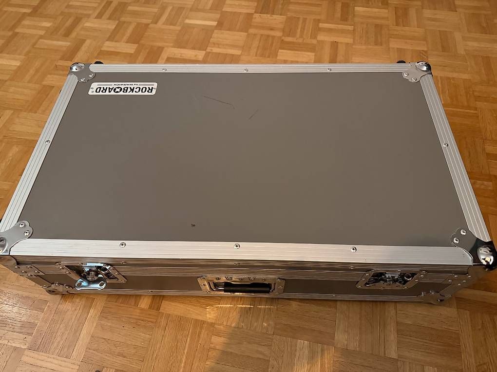 Strumenti musicali: High-End Pedalboard mit Strymon & Boss ES-8 – Usato da Bern venduto da den-nis 4