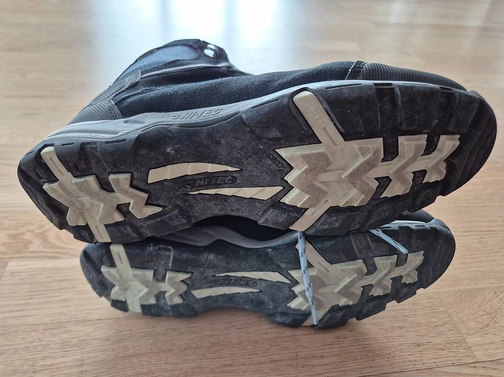 Hi-Tec Scarpe da uomo: Wanderschuhe HI TEC Gr.42 – Usato da Stäfa venduto da Arjen2011 2