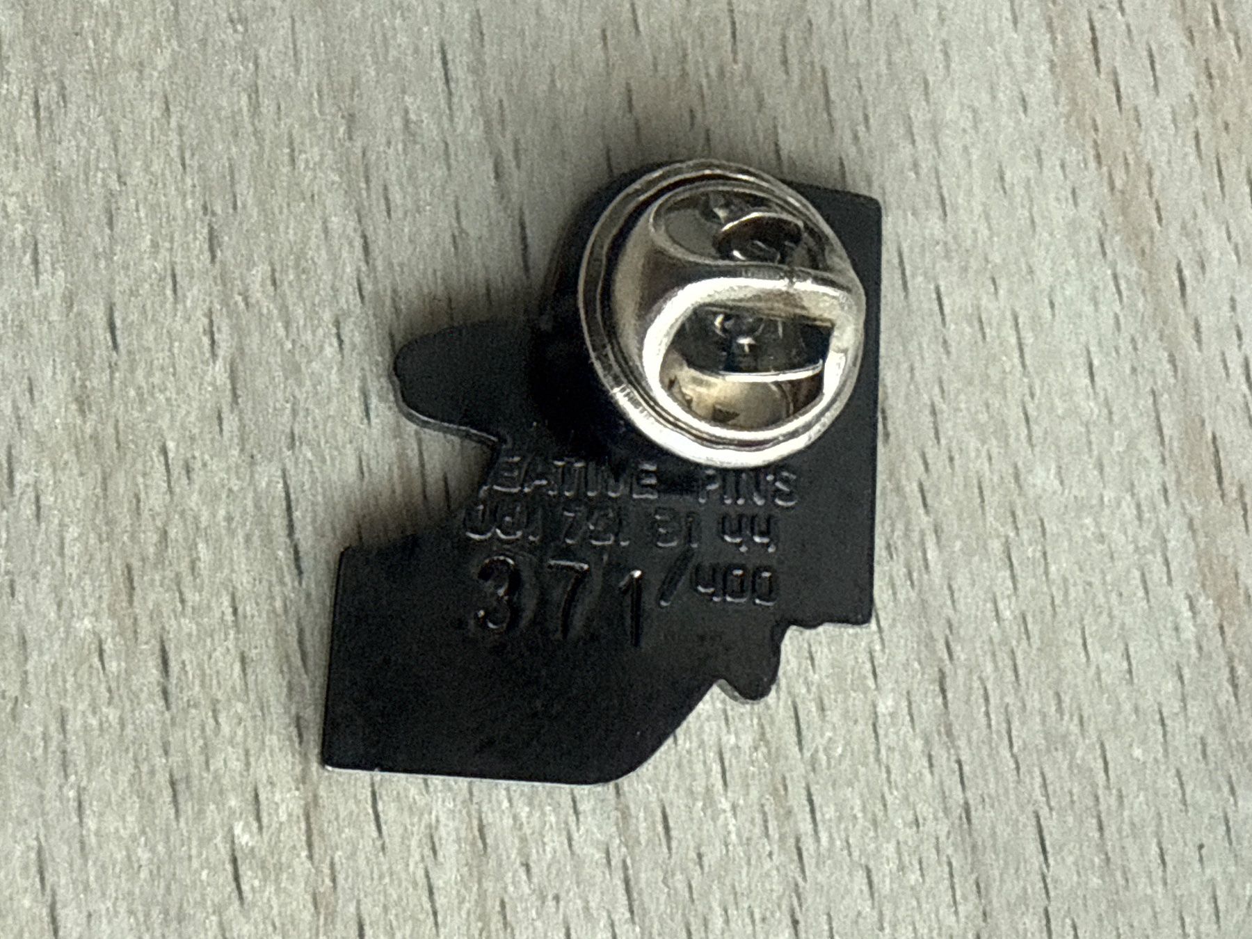 Plaketten & Abzeichen: Pin Saumon – Gebraucht aus Glattbrugg von Schweigmatt 1