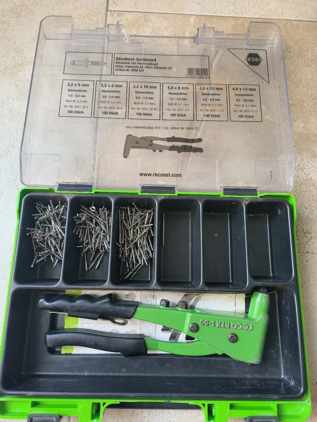 Tous les outils: Reca Werkzeug und Schrauben Set – D'occasion à Kreuzlingen par Lilith888 2
