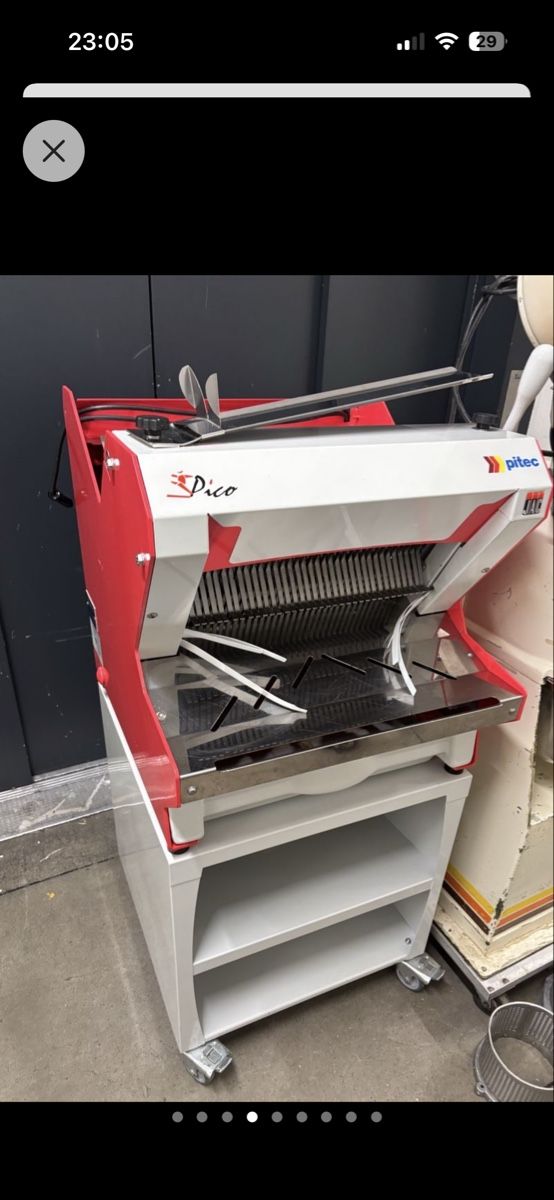 Elettrodomestici da cucina: Kühlschrank, Eiscrememaschine, Brotschneider – Usato da Dietikon venduto da dia_y8y5 2