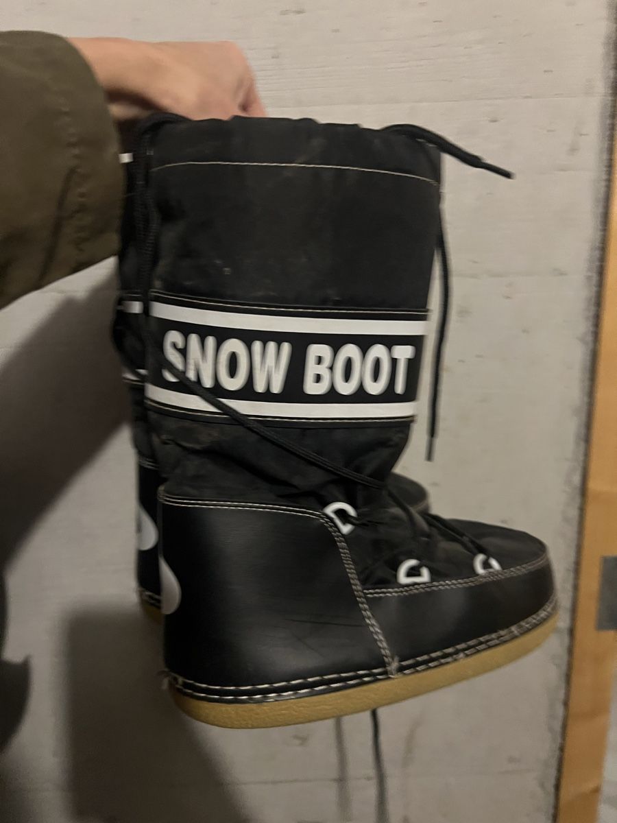 Chaussures garçon: Snow Boots 36-37 – D'occasion à Sion par jerermy1911 1