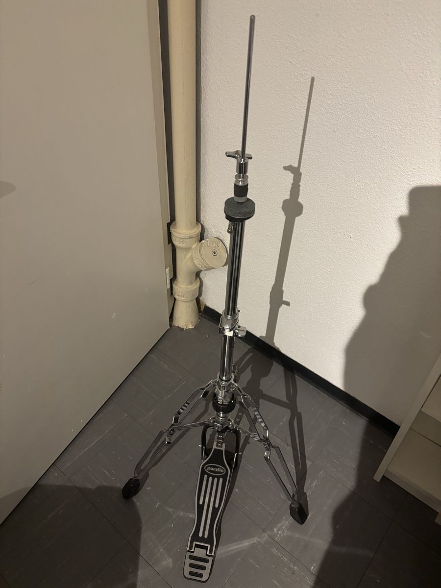 Strumenti musicali: Hi-Hat Ständer PDP Pacific Drums – Usato da Widen venduto da mxpx_1981