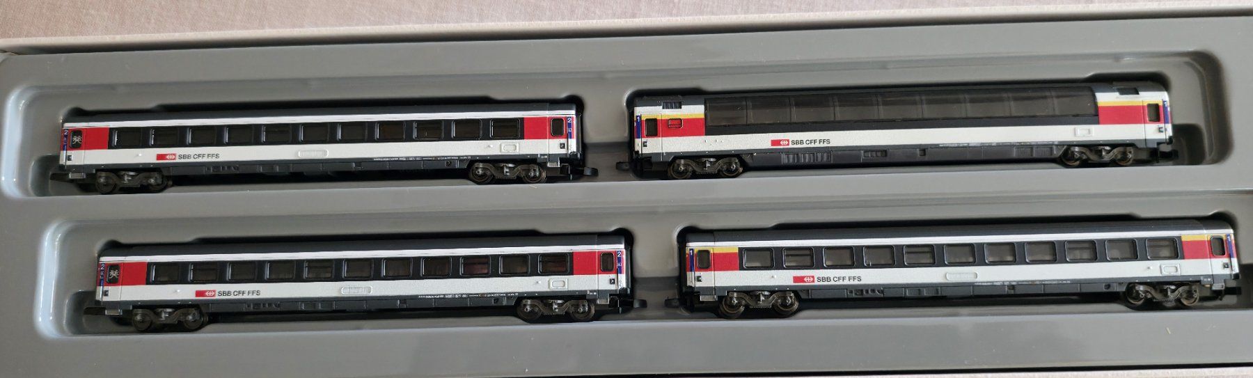 Märklin Modellini di ferrovie: SBB Personenwagen Spur Z – Nuovo e nell'imballaggio originale da ipsach venduto da s69t72 1