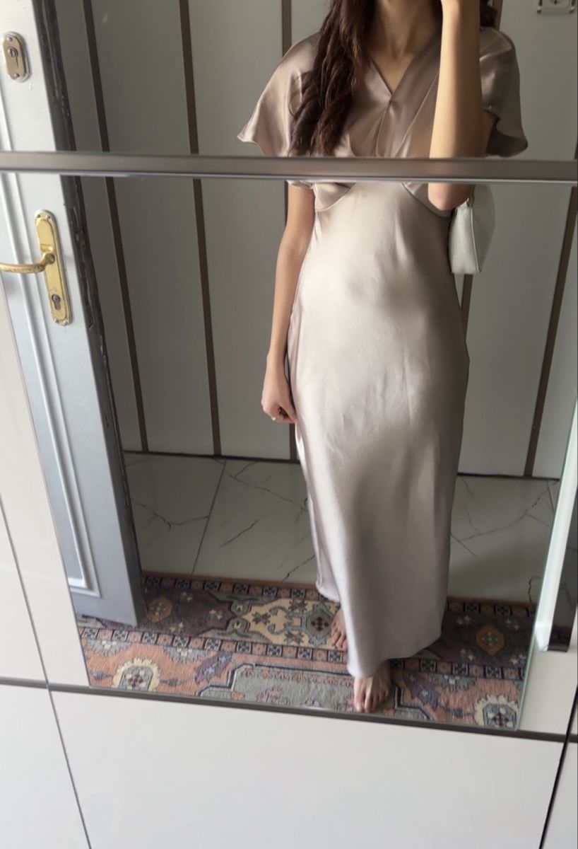 Zara Robes: Seidenkleid – D'occasion à Basel par skc_767