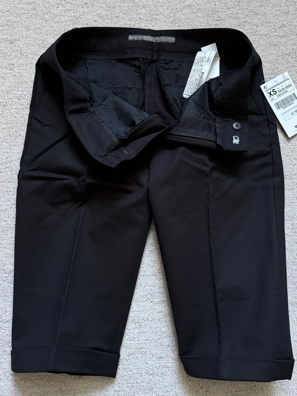 Zara Pantaloni: Short " Zara Basic " noir – Nuovo (secondo la descrizione) da Echandens venduto da pepite30 1