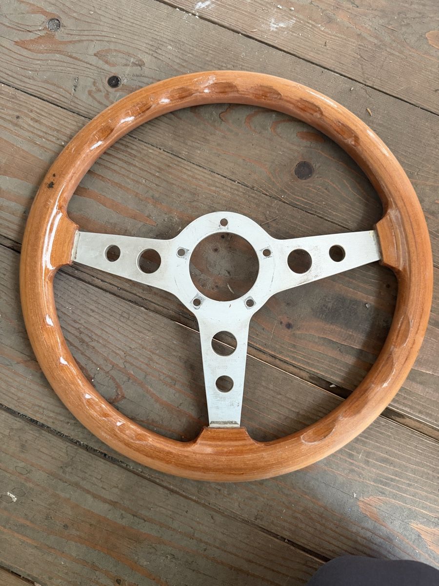 Toutes les pièces auto: Altes Formula Sportlenkrad – Défectueux à Mirchel par Hilal1994 5