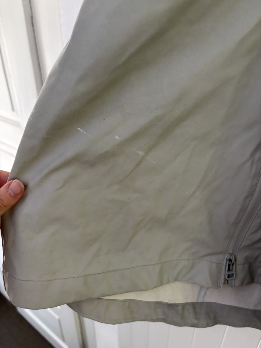Rains Jacken: Rains Jacke – Gebraucht aus Aarau von sabrinaryser 2