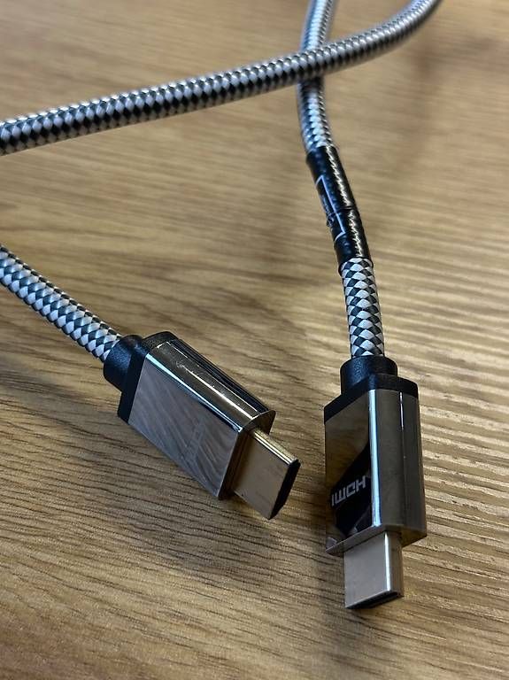 Cavi: HDMI Verbindungskabel INTERTRONIC Interdiscount – Usato da Basel venduto da KoFI-CoSI 2