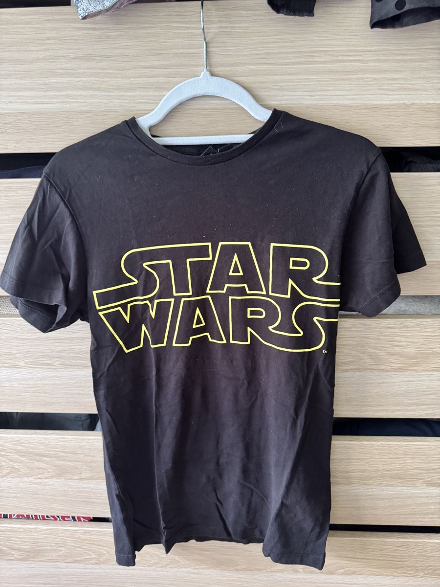 Star Wars T-shirt: Star Wars T-shirt XS – Usato da Zürich venduto da Lovelyperfumes