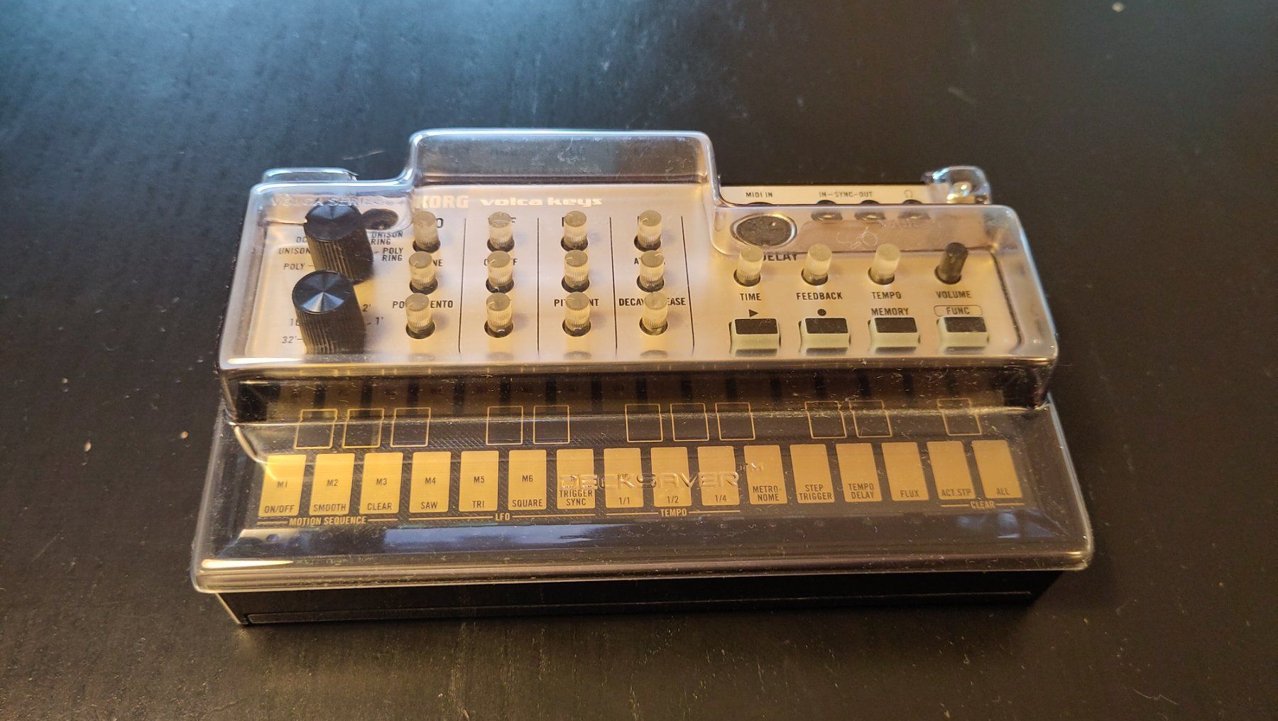 Strumenti musicali: Korg Volca Keys Synthesizer inkl. Deksaver und Netzadapter – Usato da Bern venduto da Yannis042 3