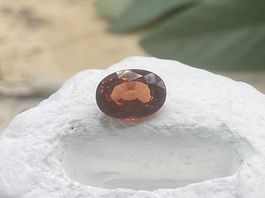 Zirkon oval facettiert, Tanzania