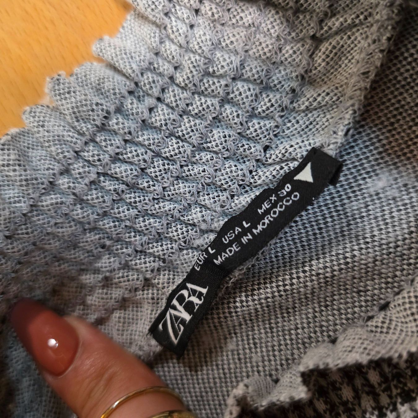 Zara Blusen: Sommer Bluse mit Stehkragen, M - Zara – Gebraucht aus Wald ZH von CapLux 4
