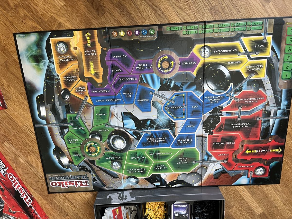 Hasbro Giochi: Risiko Transformers Edition - Krieg um Cybertron – Usato da Bern venduto da stef_ha 1