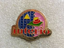 Ansteckpin 212: Interio
