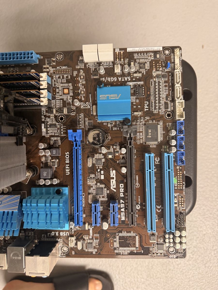 Asus Schede madri: Asus M5A97 AM3+ – Usato da Seewen SZ venduto da nik_89bh 2