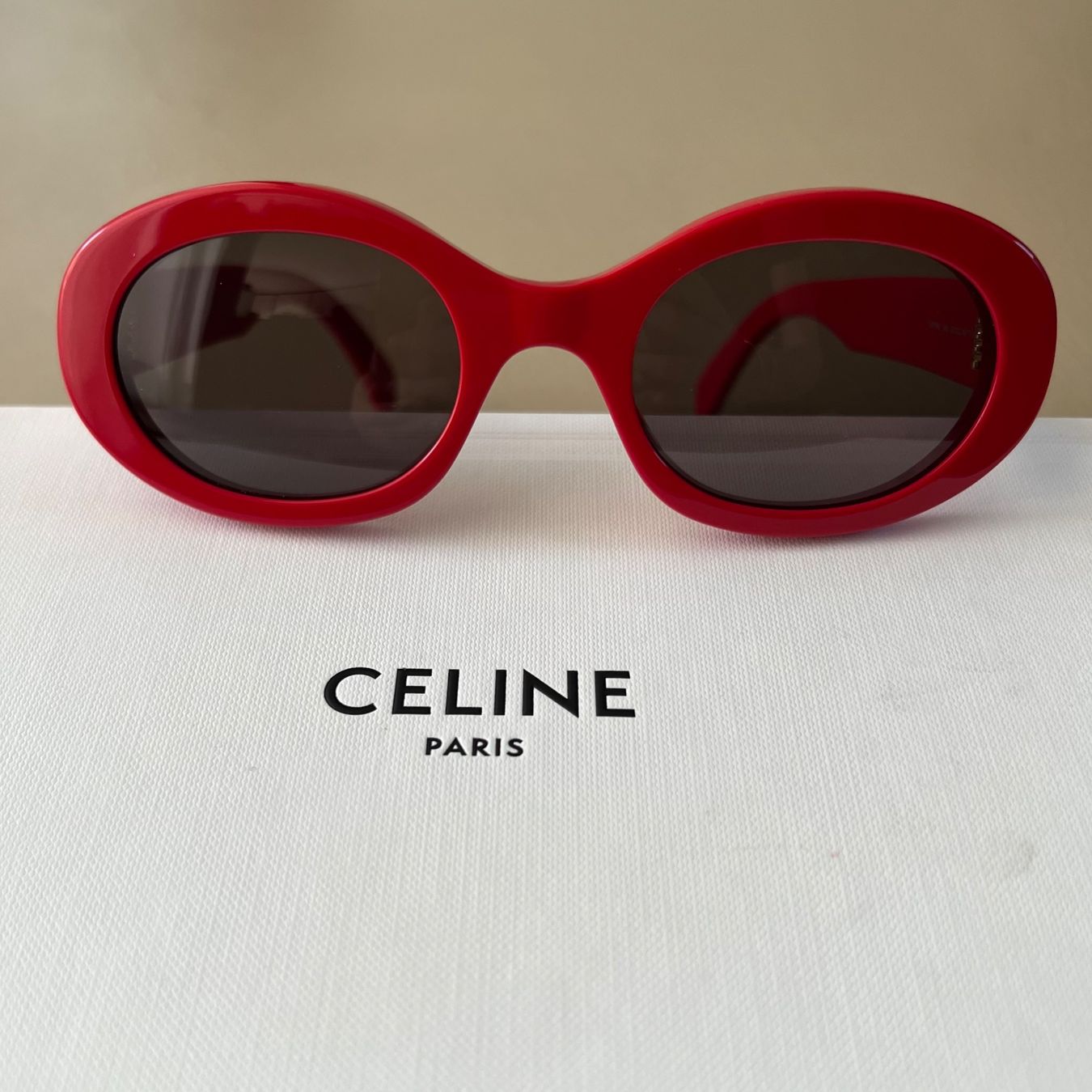Celine Occhiali & Lenti: CELINE Triomphe Sonnenbrille ❤️ – Usato da Zürich venduto da ClosetQueen