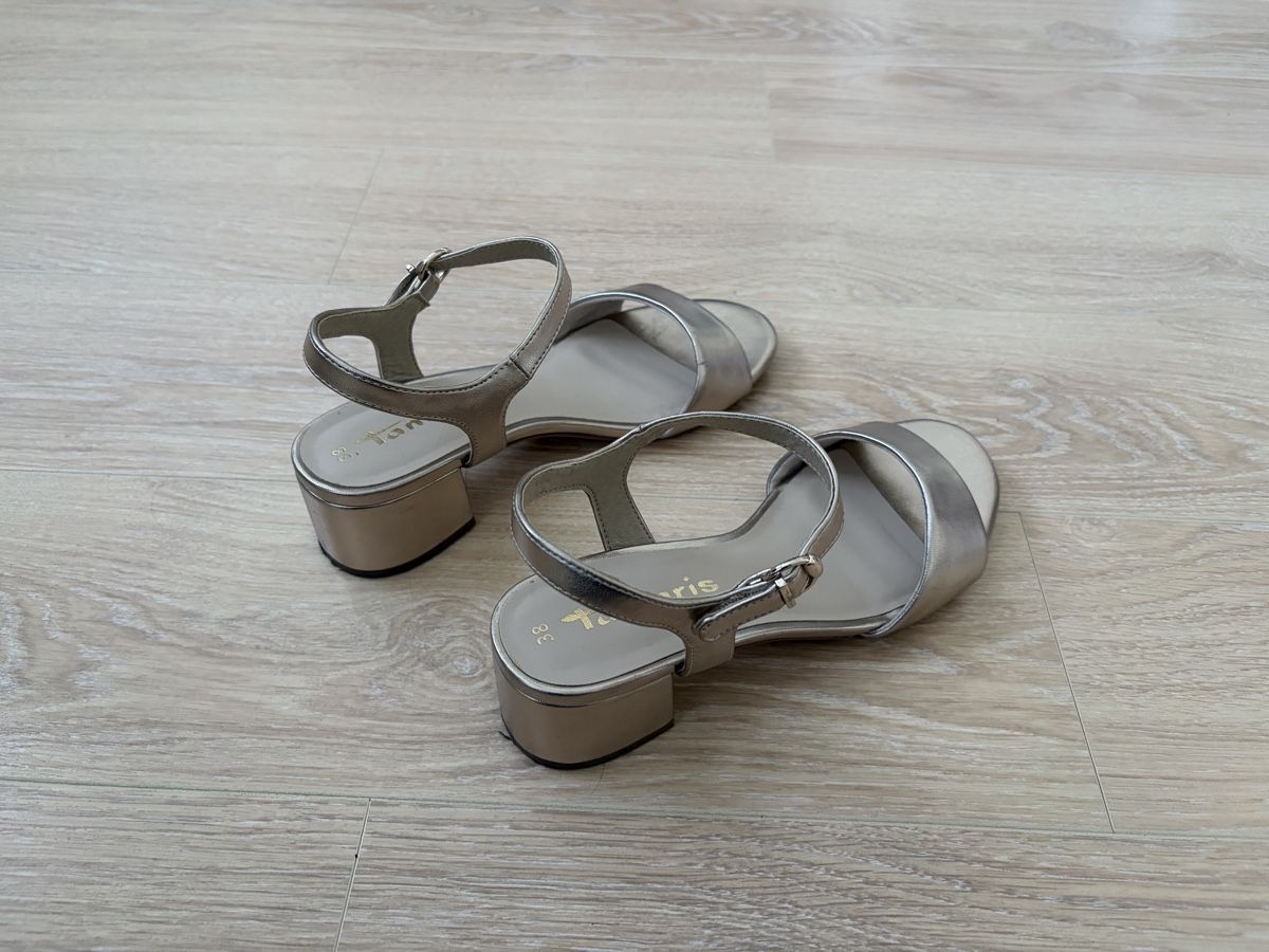 Scarpe da donna: Sandalettes taille 38. Comme neuve – Usato da St-Prex venduto da JLUD 1