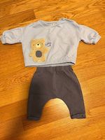 Sweatshirt und Jogginghose aus Baumwolle