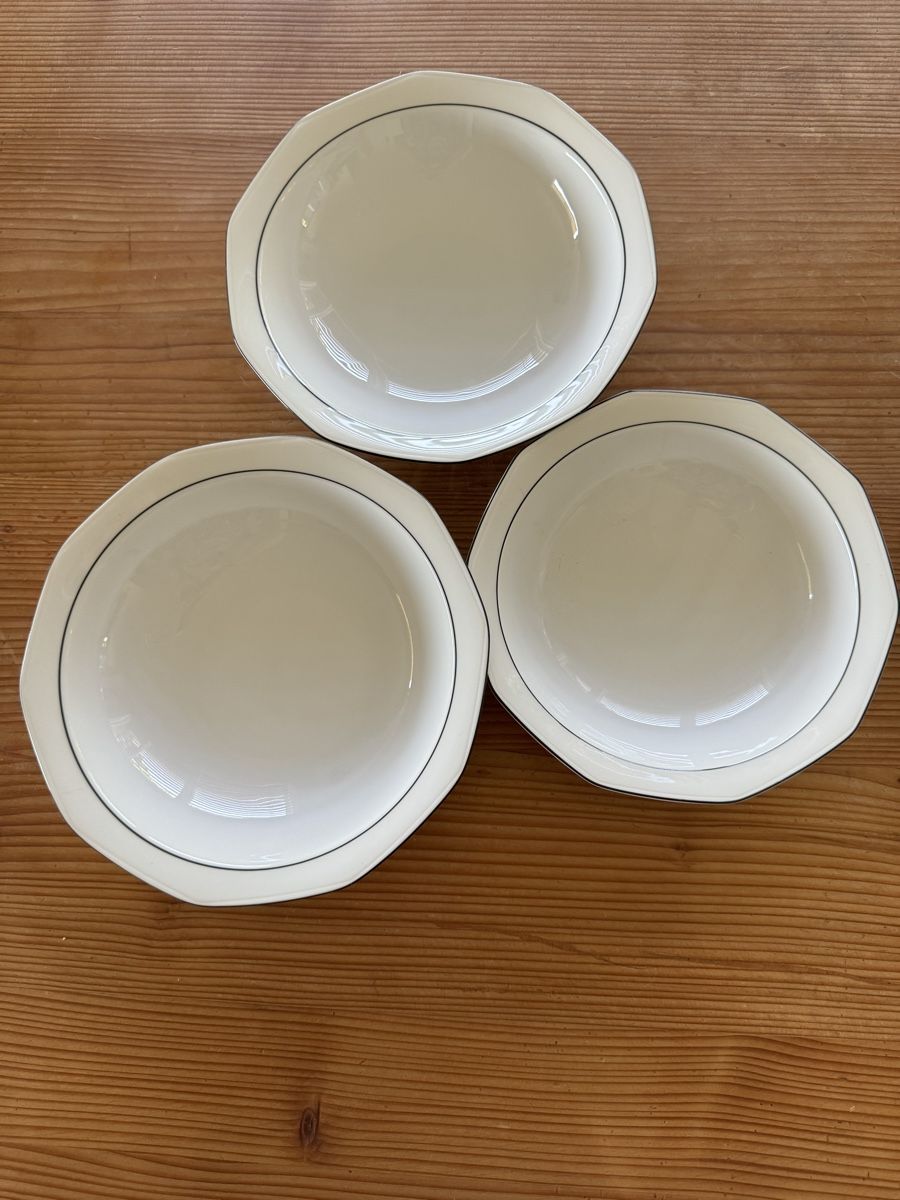 Services de table: 3 tiefe Teller Winterling Marktleuthen Bavaria 23cm – D'occasion à Lanzenhäusern par Galaa 1