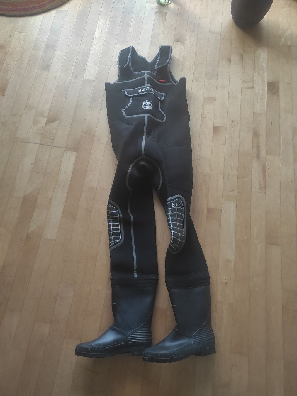 Pantaloni: Behr Wathose inkl. Stiefeln – Usato da ennetbaden venduto da anniina4