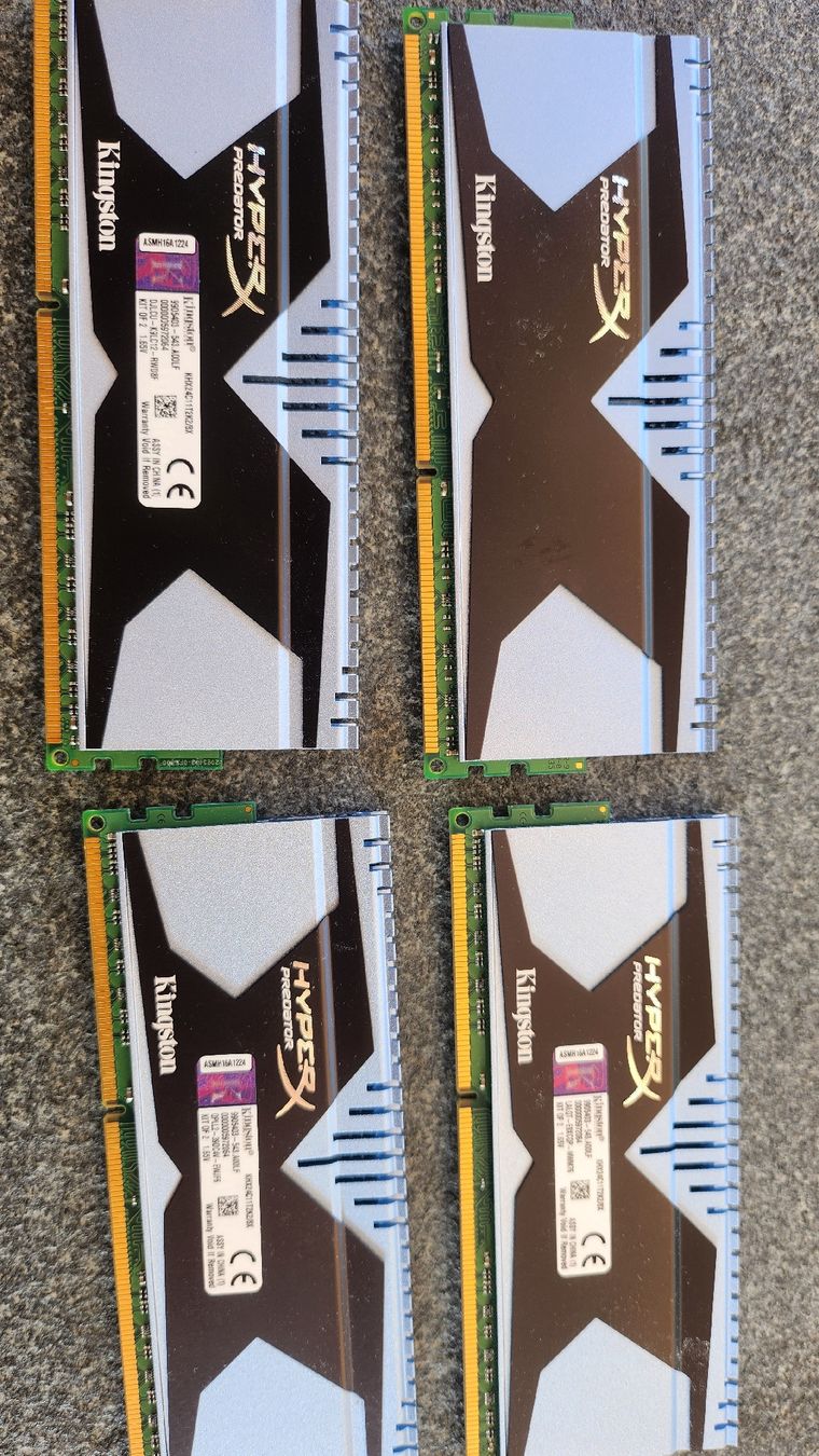 Hyperx Memoria / RAM: 4x barrette de RAM 8gb Kingston HyperX – Usato da Yverdon-les-Bains venduto da Keyronn 1
