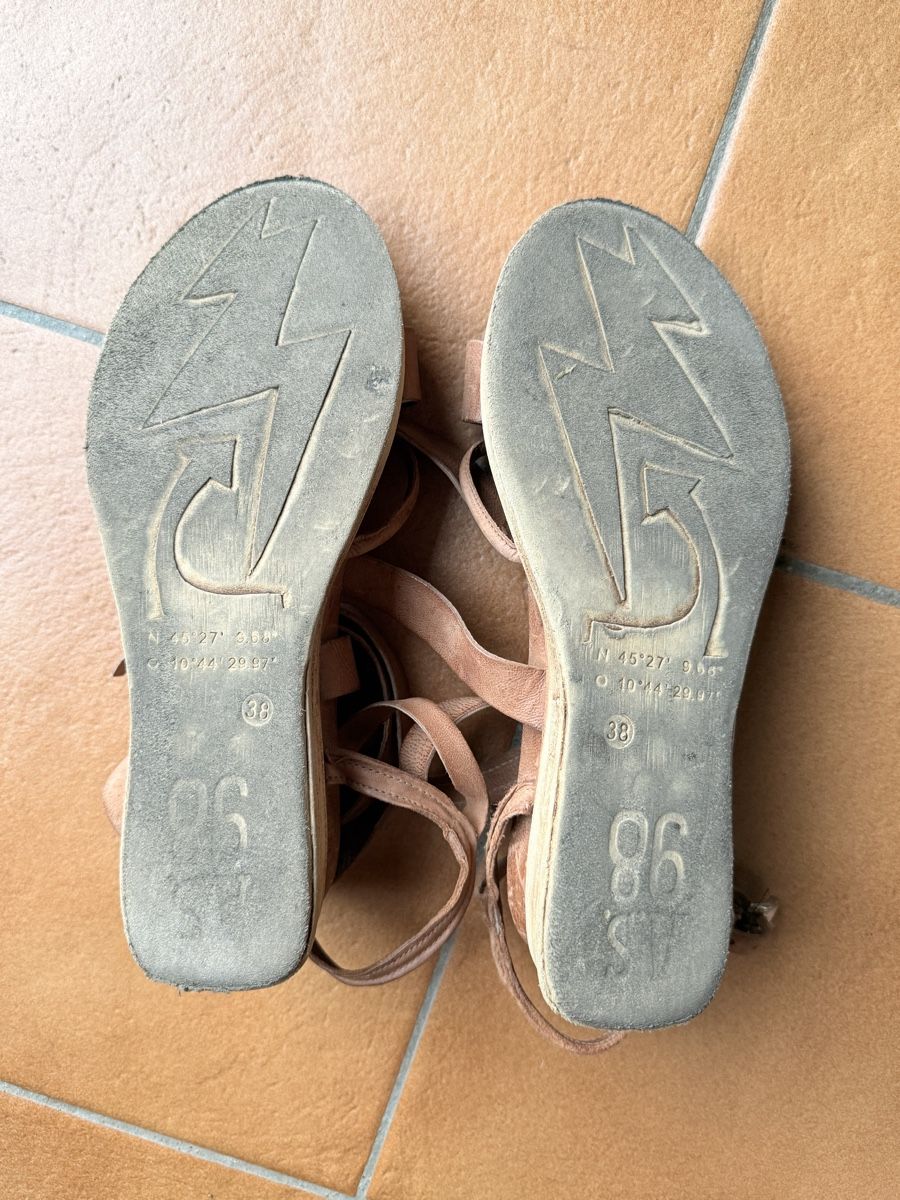 A.S.98 Chaussures femmes: A.S. 98 sandali num.38 – D'occasion à Bellinzona par bul_mvy5 4