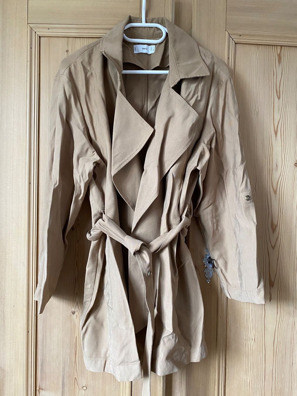Mango Giacche: Mango leichte Jacke beige Grösse M – Usato da Balgach venduto da liv_s9xj