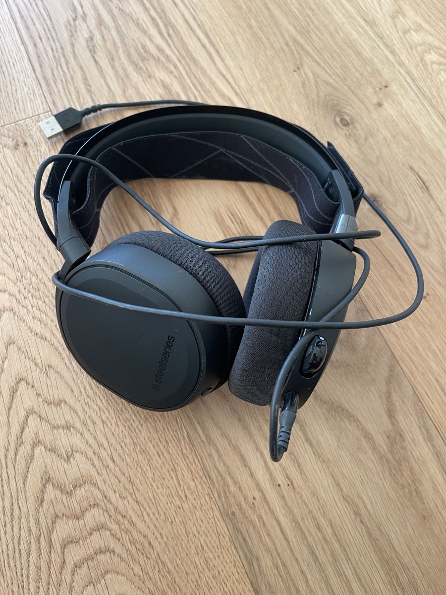 Steelseries Cuffie: SteelSeries Arctis 7 Wireless – Nuovo (secondo la descrizione) da Küsnacht ZH venduto da oli_dr6q