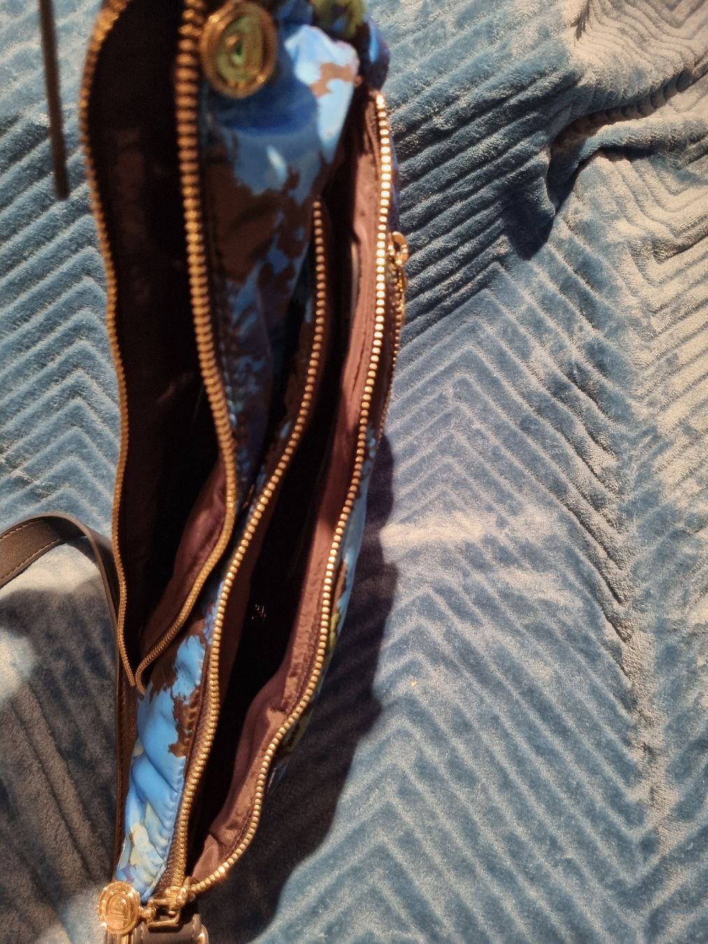 Desigual Borse da donna: Desigual Tasche blau gemustert gute Zustand – Nuovo (secondo la descrizione) da Aesch BL venduto da mutti04 3