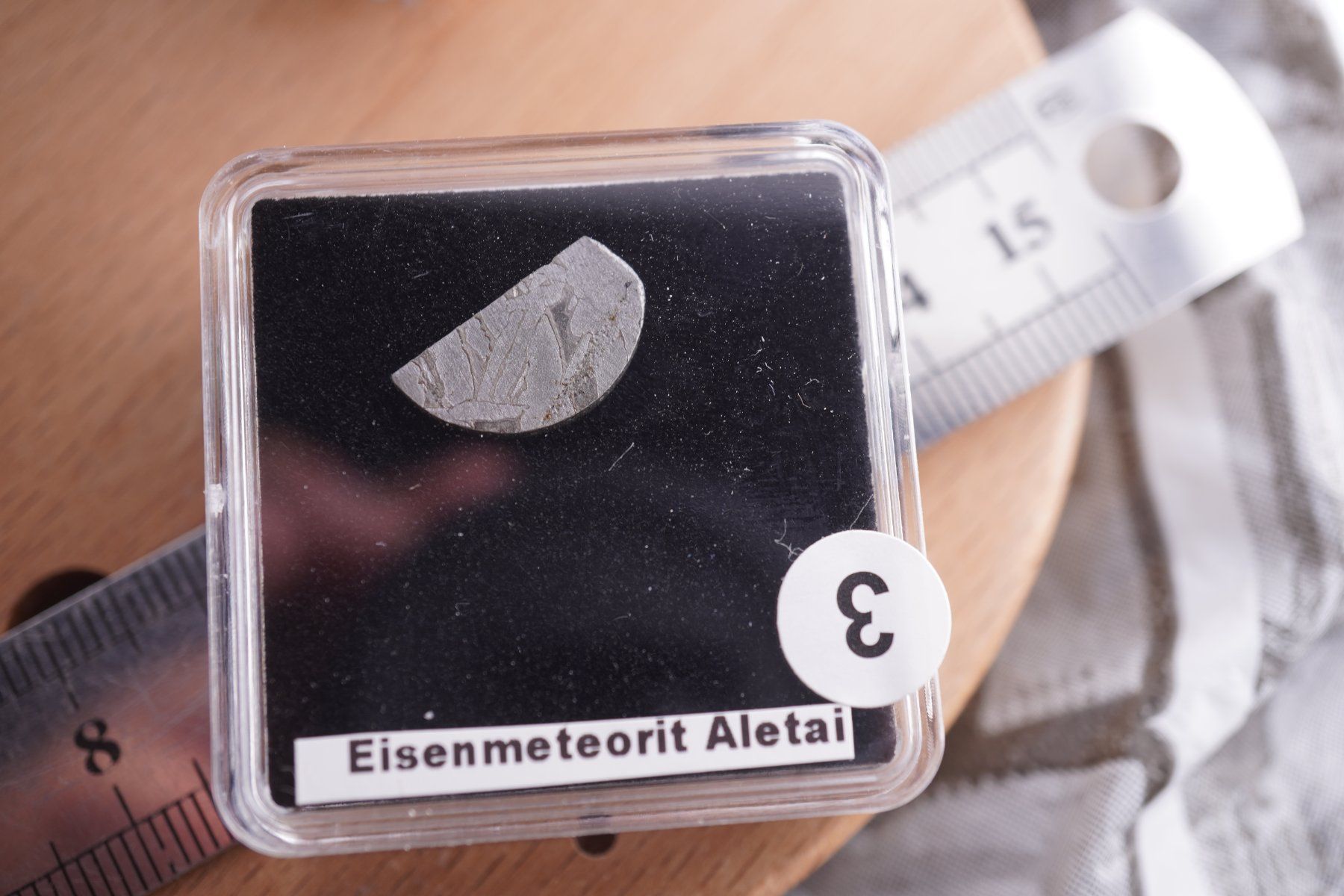 Minerali & Pietre curative: Eisenmeteorit Scheibe   Aletai    Ab 1.- – Nuovo e nell'imballaggio originale da Eschenbach SG venduto da topstone 4