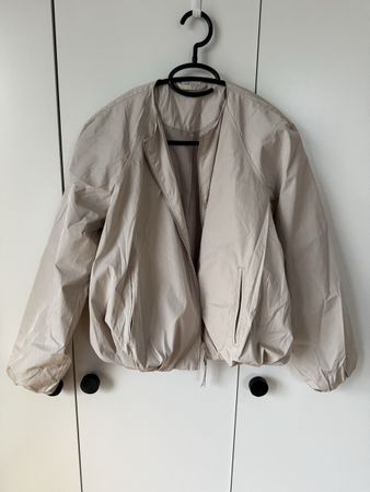Leichte Ballonjacke xs