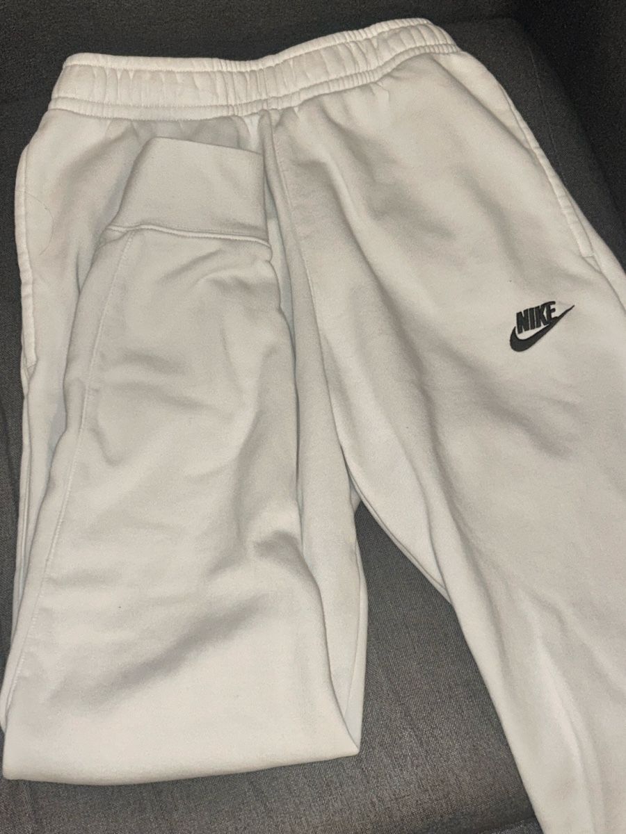Nike Kleiderpakete: jogging Nike – Neu (gemäss Beschreibung) aus Choëx von nts_5y2m 2