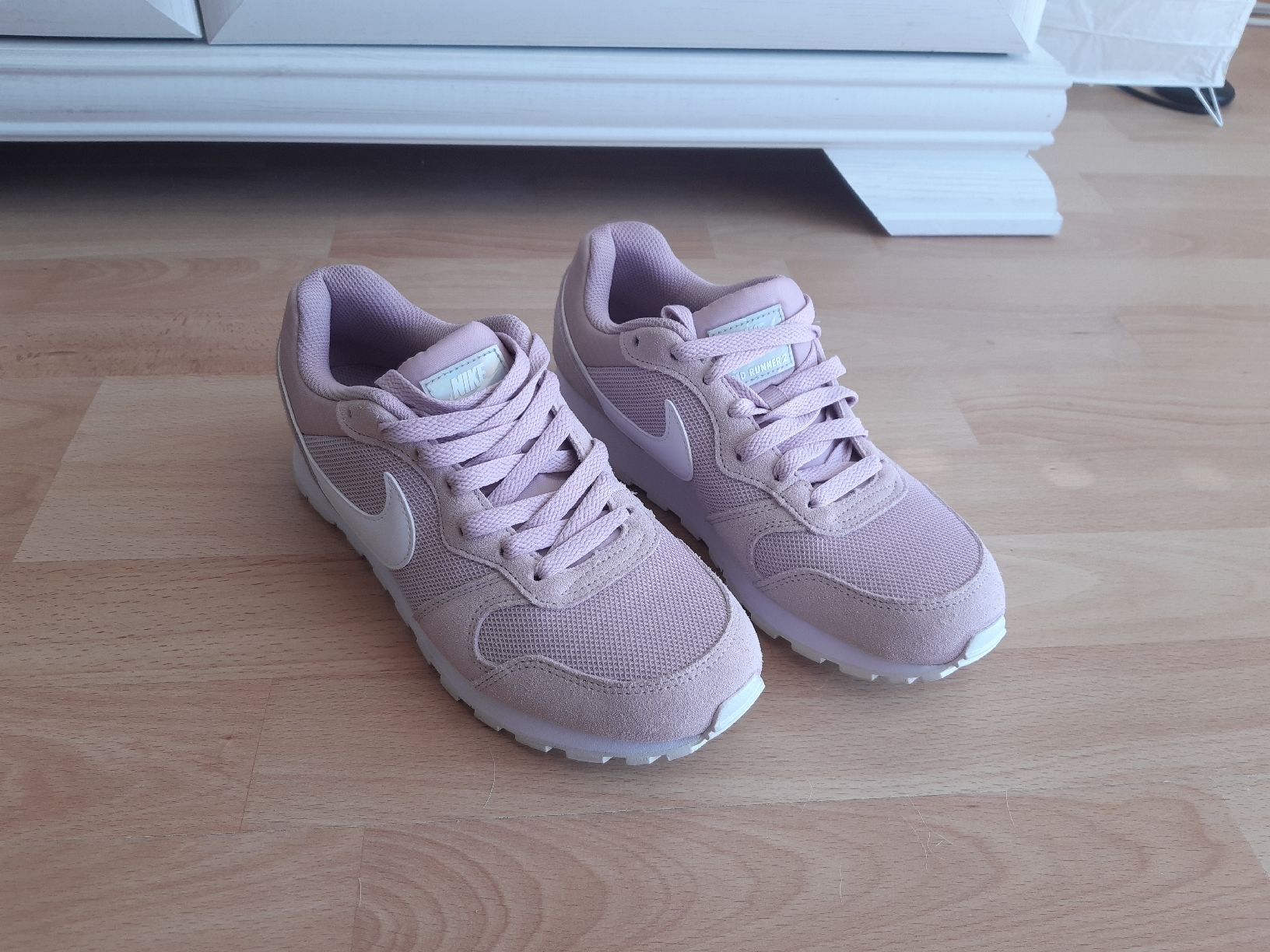 Nike Scarpe da donna: Nike MD Runner 2, Sneaker, 37.5, rosa / pink – Nuovo (secondo la descrizione) da Matzingen venduto da mes84