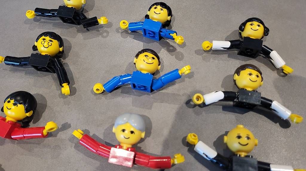 Lego Giocattoli: Alte Lego Figuren Köpfe – Usato da Belp venduto da Yvi76 1