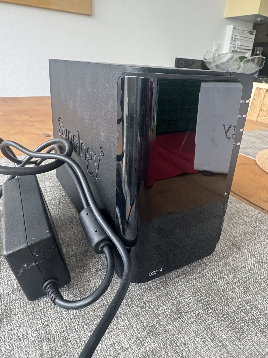 Synology Server: Synology DS214 NAS-System mit 2x2TB WD Festplatte – Usato da Oberrohrdorf venduto da Mnussbi63