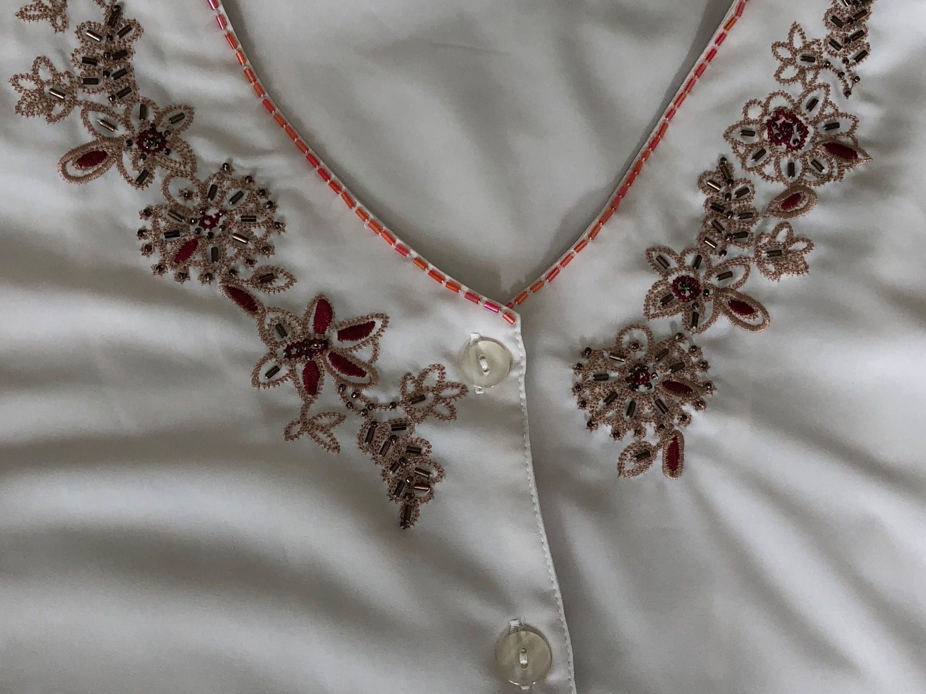 Blusen: Wunderschöne Bluse, Grösse 52 – Gebraucht aus Bern von Nole6 1