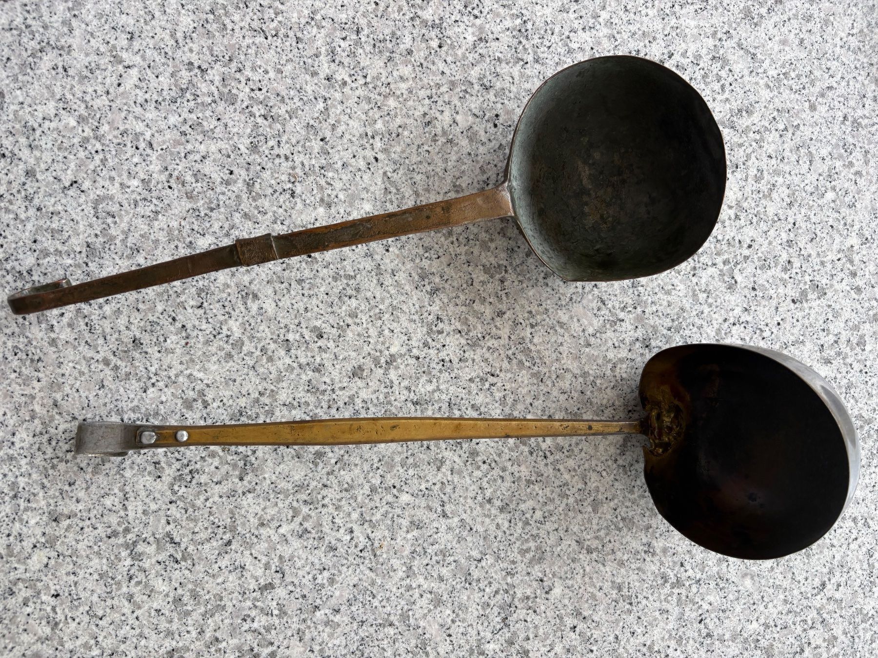 Cucchiai: Antike Schöpfkellen – Usato da Wettingen venduto da 194073riner