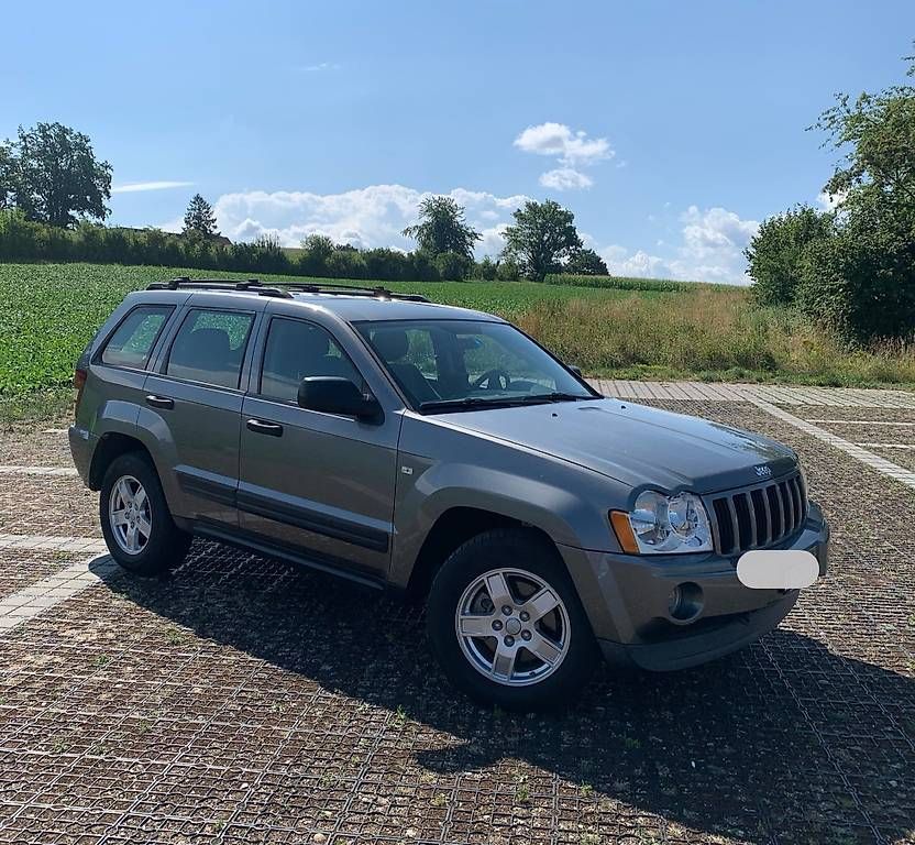 Jeep Autos: Jeep Grand Cherokee  Laredo 4.7 – Gebraucht aus Niederhasli von deb_2bxq 1