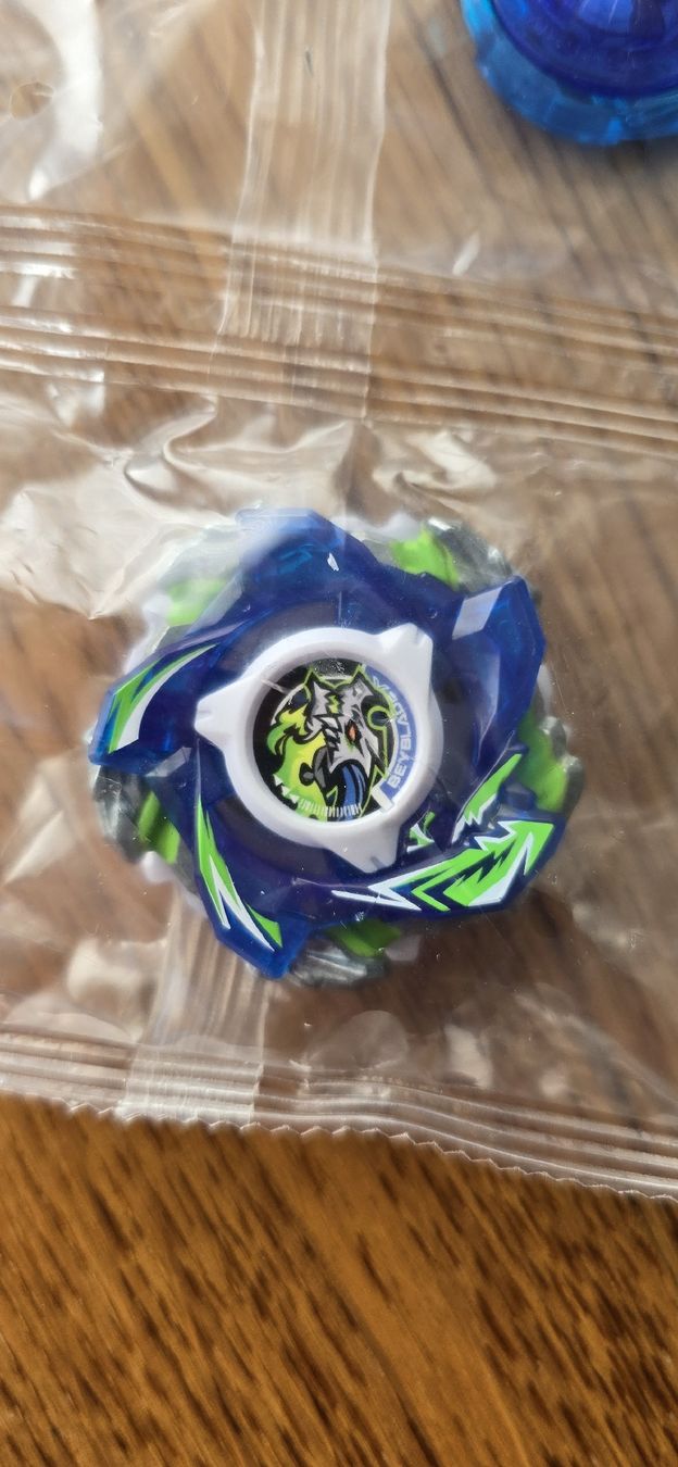 Giocattoli: Beyblade X - Japan Import - Bahamut BlitzBlue Version – Nuovo e nell'imballaggio originale da Zuchwil venduto da iceposeidon33 3