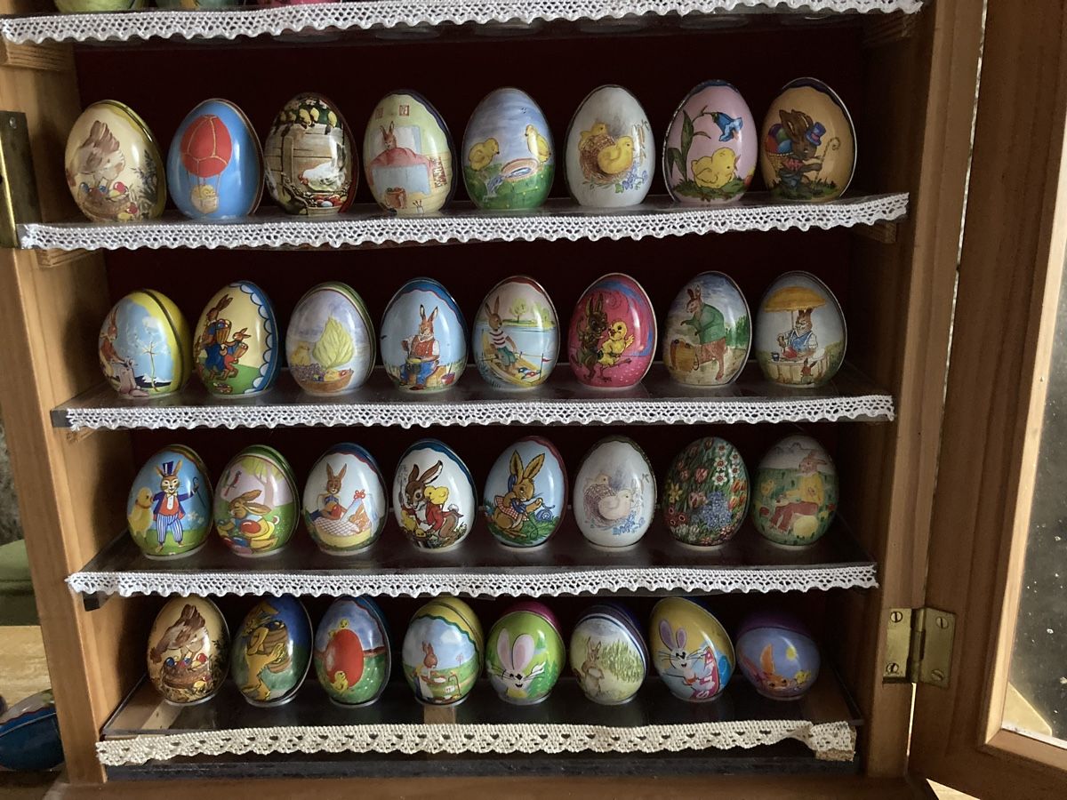 Tutte le decorazioni: Ostereier Sammlerstücke – Usato da Mönchaltorf venduto da Tschibi 4