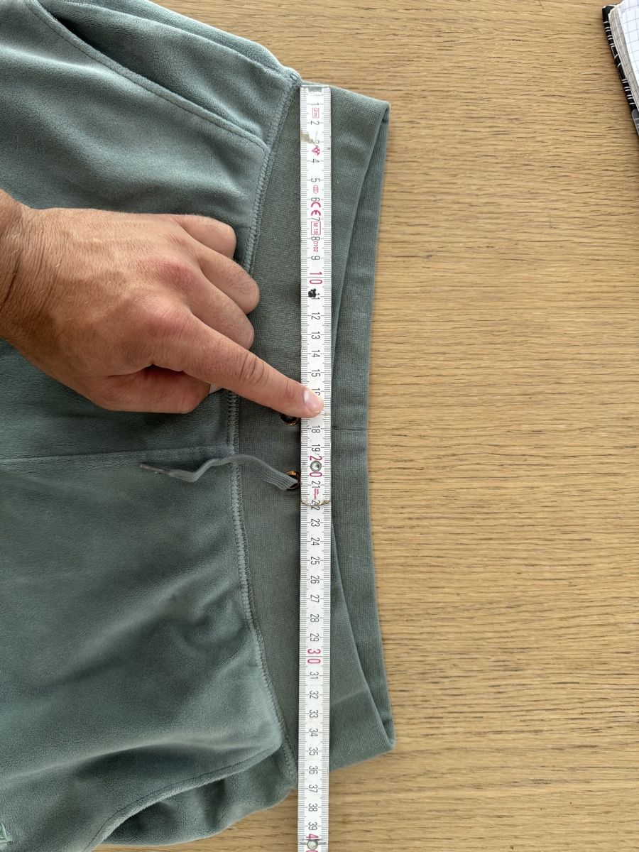 Pantaloni: Juicy Couture Damen Hose grau Grösse M Oryinal – Usato da Wetzikon ZH venduto da Jan_wojt 5