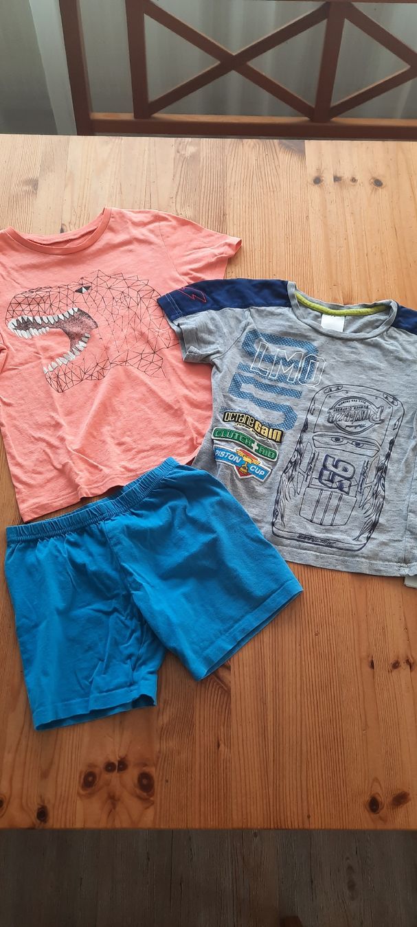 Lotti & Set di vestiti: Riesiges Sommerkleiderpäckli 110/116 – Usato da Aesch BL venduto da ChezToKa 5