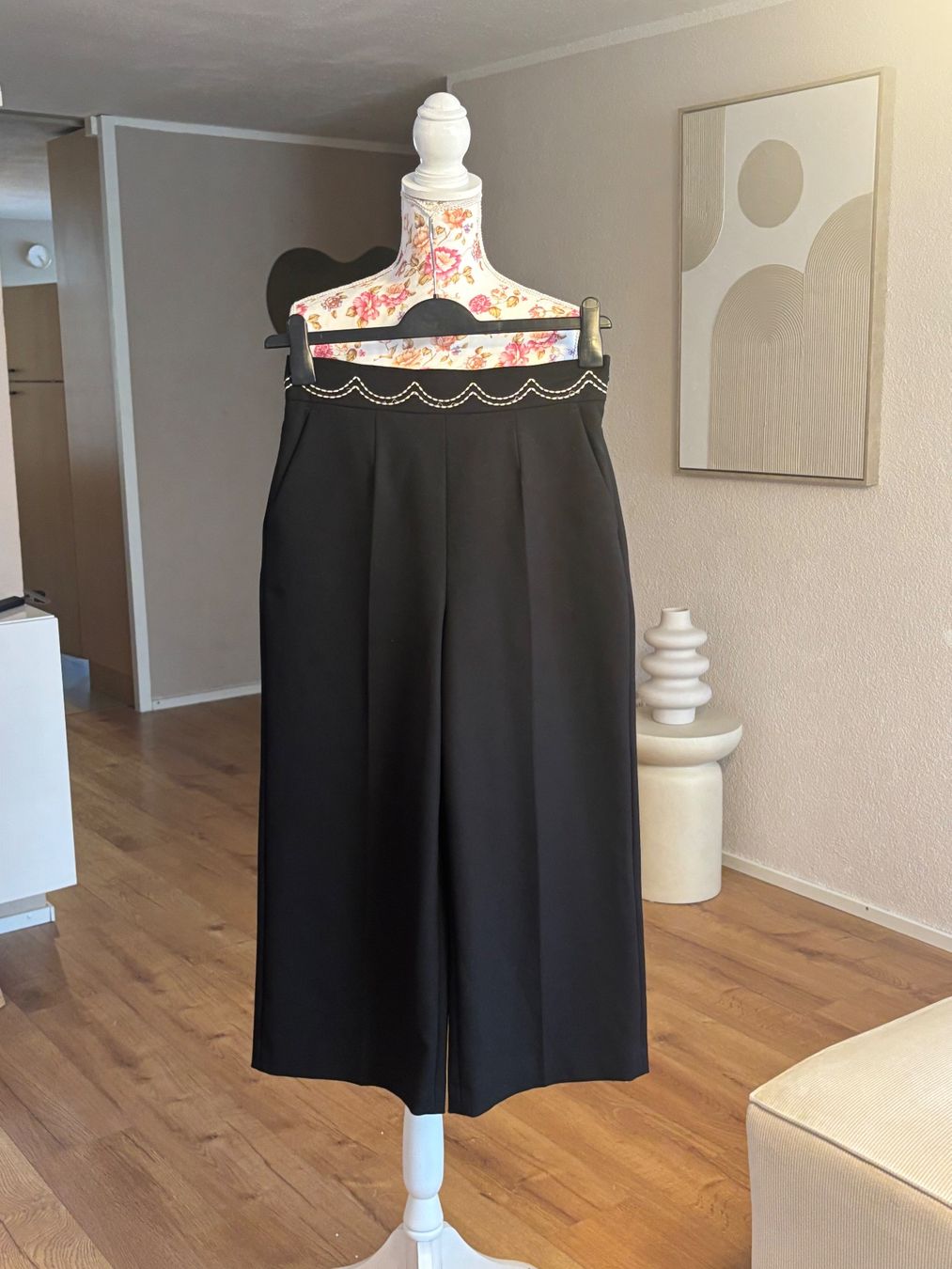 Valentino Pantalons: Red Valentino Culotte – D'occasion à St. Margrethen SG par dijanaO 2