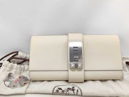🤍✨ **Hermès Medor Clutch 23 – Écru mit Palladium-Hardware ✨